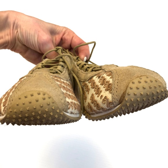 Bebe Girlfriend III Sneakers Sz 5 - Picture 7 of 8